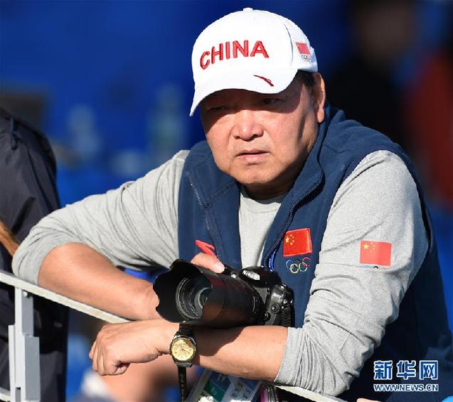 （改革先鋒風(fēng)采&middot;圖文互動）（6）展現(xiàn)團結(jié)一致的拼搏精神&mdash;&mdash;記我國首位奧運冠軍許海峰