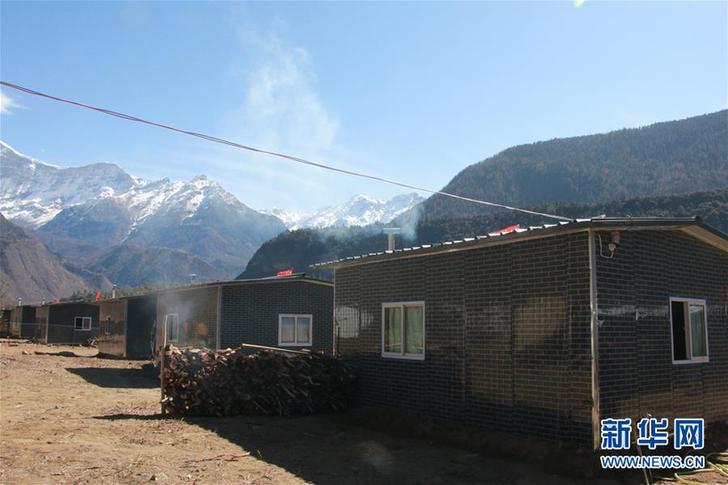（圖文互動(dòng)）（1）&ldquo;這里過(guò)新年和往常一樣熱鬧&rdquo;&mdash;&mdash;西藏雅江堰塞湖受災(zāi)群眾安置點(diǎn)新春見聞
