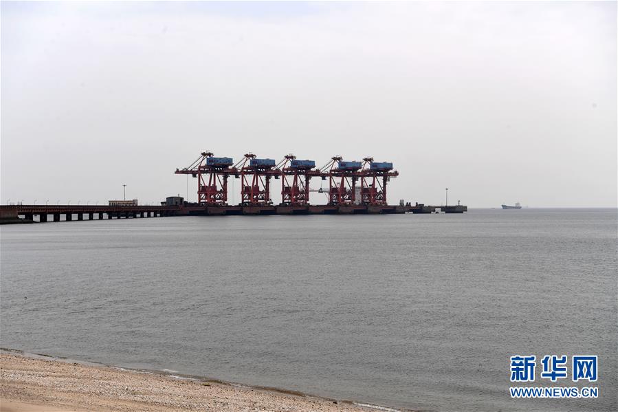 （兩會前夕看落實&middot;圖文互動）（6）開放合作走活發(fā)展&ldquo;新棋局&rdquo;－－廣西落實習近平總書記全國兩會重要講話精神紀實