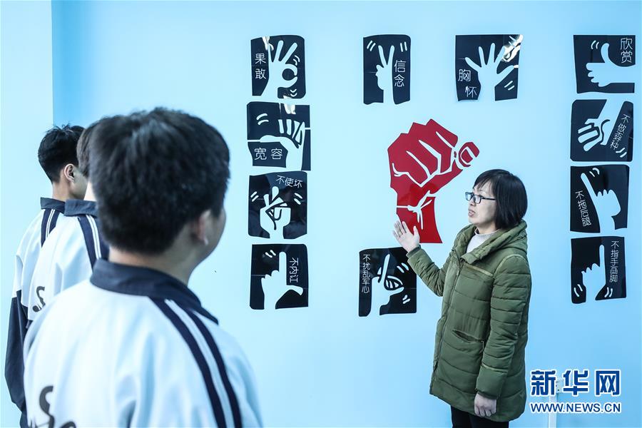 （圖文互動(dòng)）（4）讓更多人樂(lè)于奉獻(xiàn)&mdash;&mdash;遼寧葫蘆島愛心志愿團(tuán)隊(duì)群像