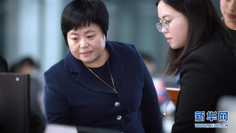 （愛國情 奮斗者&middot;圖文互動）（3）融入國際貿(mào)易海洋的&ldquo;一滴水&rdquo;&mdash;&mdash;記跨境電商物流&ldquo;巾幗英雄&rdquo;徐平