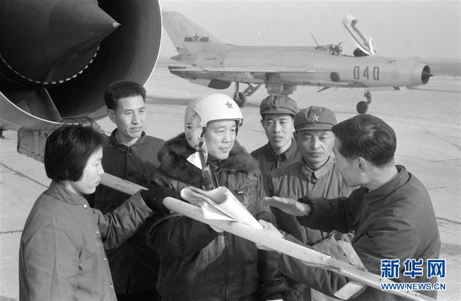 （新華全媒頭條&middot;圖文互動）（1）試飛60年 鋪就中國通天路