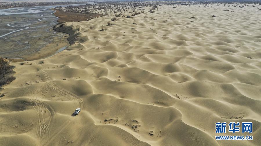 （新華全媒頭條&middot;圖文互動(dòng)）（1）一步千年，&ldquo;最后的沙漠部落&rdquo;遷入新家園