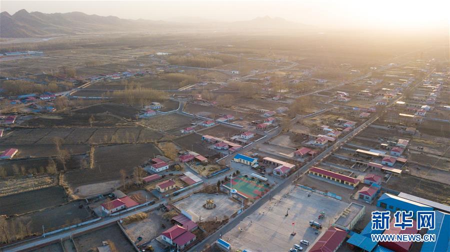 （壯麗70年&middot;奮斗新時代&middot;圖文互動）（4）情同一家，守望相助，共奔小康&mdash;&mdash;內(nèi)蒙古興安盟巴彥敖包嘎查民族團(tuán)結(jié)見聞