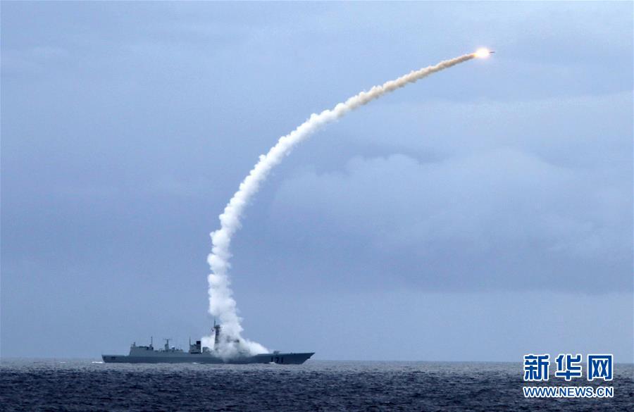 （新華全媒頭條&middot;人民海軍70年&middot;圖文互動）（4）向海圖強春潮涌&mdash;&mdash;黨中央、中央軍委和習(xí)主席關(guān)心人民海軍建設(shè)發(fā)展紀實