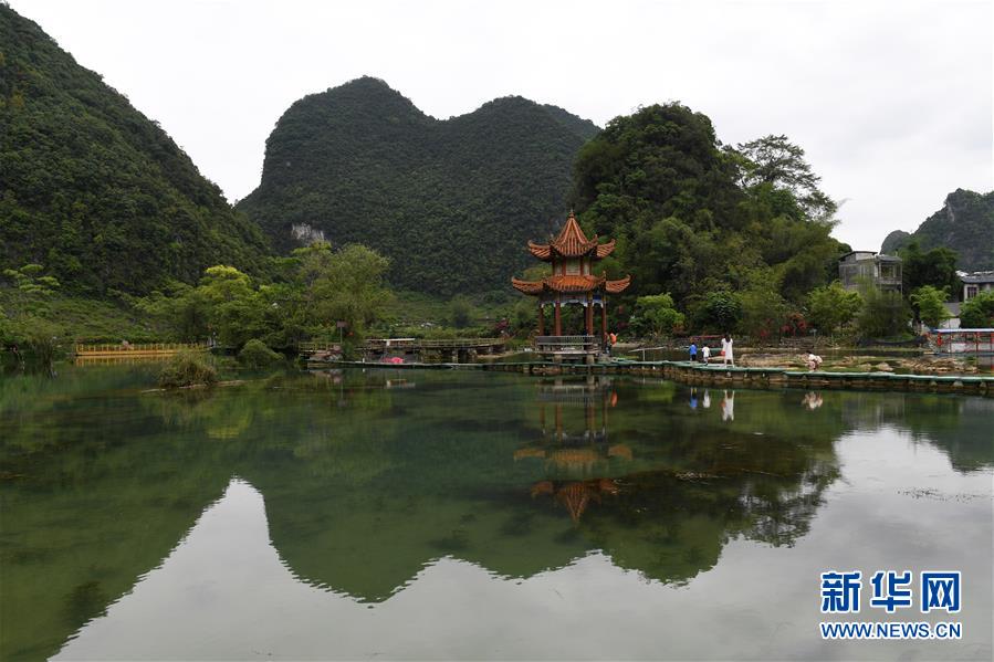 (壯麗70年 奮斗新時代——推動高質量發(fā)展調研行·圖文互動)(6)生態(tài)旅游“大文章” 文旅融合綻光彩——廣西邊關風情旅游帶建設縱覽