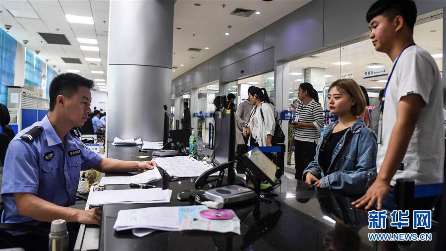 （壯麗70年 奮斗新時(shí)代&mdash;&mdash;推動(dòng)高質(zhì)量發(fā)展調(diào)研行&middot;圖文互動(dòng)）（5）近海能看鯨魚白海豚，廣西這片濱海旅游勝地啥來(lái)頭？