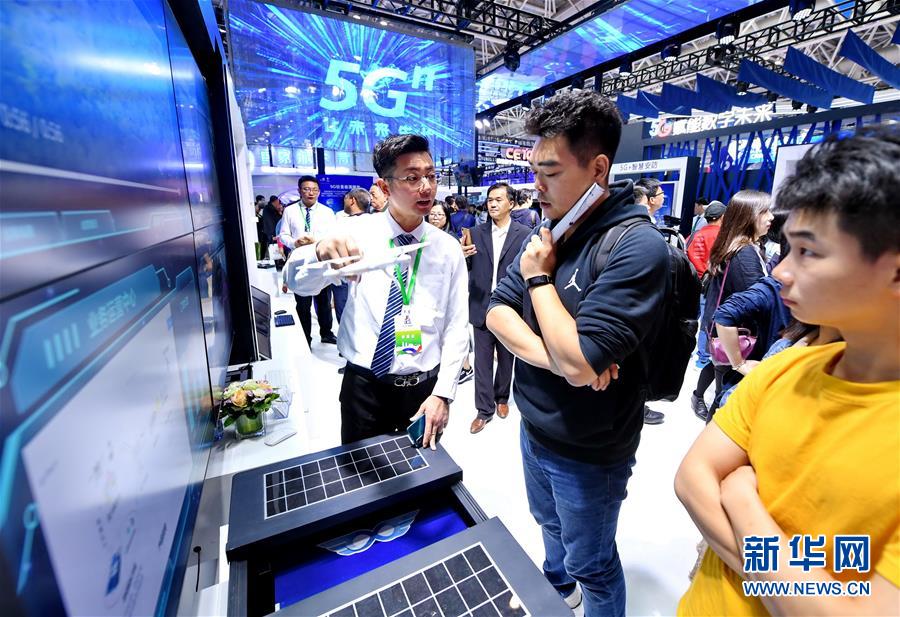 （新華全媒頭條&middot;圖文互動(dòng)）（11）從&ldquo;數(shù)字中國(guó)&rdquo;看中國(guó)發(fā)展新信號(hào)、新亮點(diǎn)、新趨勢(shì)