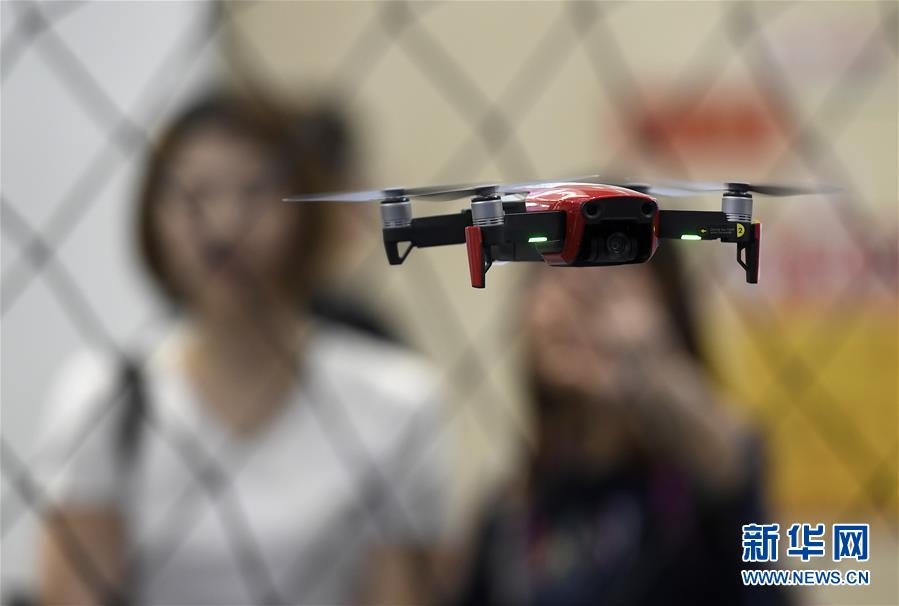 （新華全媒頭條&middot;圖文互動(dòng)）（4）擁抱智能新時(shí)代：世界智能大會(huì)釋放了哪些新信號(hào)？