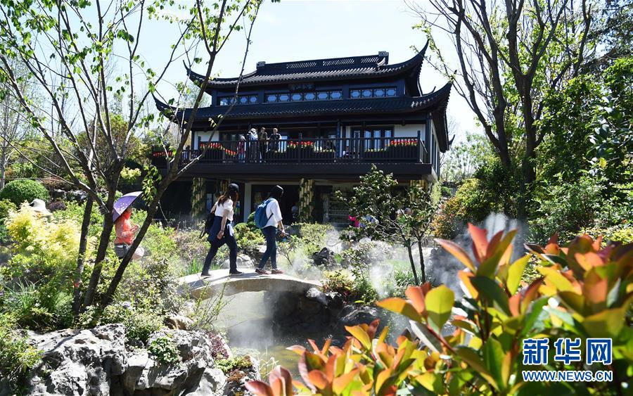 （在習(xí)近平新時代中國特色社會主義思想指引下&mdash;&mdash;新時代新作為新篇章&middot;圖文互動）（5）從世園會&ldquo;看&rdquo;中國綠色發(fā)展之路&mdash;&mdash;寫在北京世園會&ldquo;中國國家館日&rdquo;到來之際