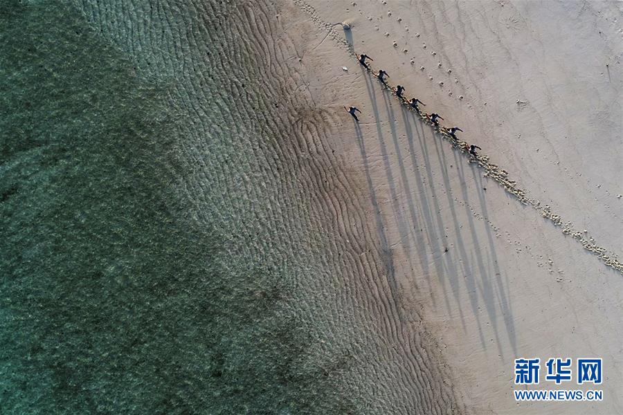 （壯麗70年&middot;奮斗新時(shí)代&middot;新華全媒頭條&middot;圖文互動(dòng)）（3）&ldquo;你在我的航程上，我在你的視線(xiàn)里&rdquo;&mdash;&mdash;走進(jìn)海軍西沙中建島官兵的五彩世界