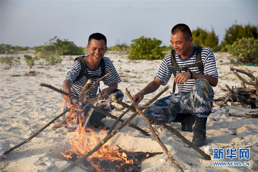 （壯麗70年&middot;奮斗新時(shí)代&middot;新華全媒頭條&middot;圖文互動(dòng)）（10）&ldquo;你在我的航程上，我在你的視線(xiàn)里&rdquo;&mdash;&mdash;走進(jìn)海軍西沙中建島官兵的五彩世界