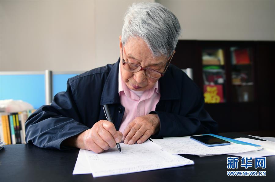 （新華全媒頭條&middot;圖文互動）（8）追光者&mdash;&mdash;&ldquo;長光人&rdquo;的報國故事 