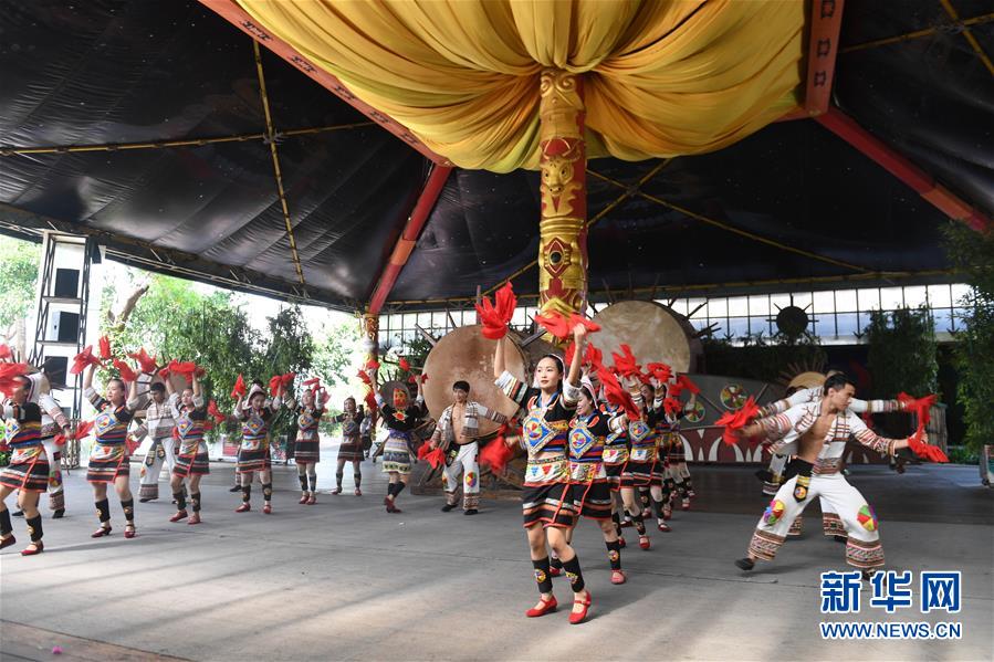 （圖文互動(dòng)）（2）從&ldquo;最后定族&rdquo;到&ldquo;率先脫貧&rdquo;&mdash;&mdash;我國(guó)第56個(gè)民族基諾族脫貧記事