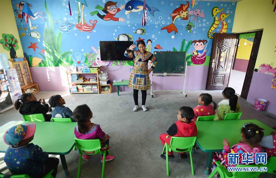 （壯麗70年&middot;奮斗新時代&mdash;&mdash;共和國發(fā)展成就巡禮&middot;圖文互動）（12）治蜀往事激越 興川今朝豪邁&mdash;&mdash;新中國成立70年四川發(fā)展巡禮