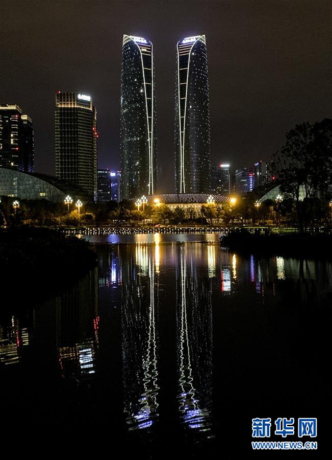 （壯麗70年&middot;奮斗新時代&mdash;&mdash;共和國發(fā)展成就巡禮&middot;圖文互動）（15）治蜀往事激越 興川今朝豪邁&mdash;&mdash;新中國成立70年四川發(fā)展巡禮