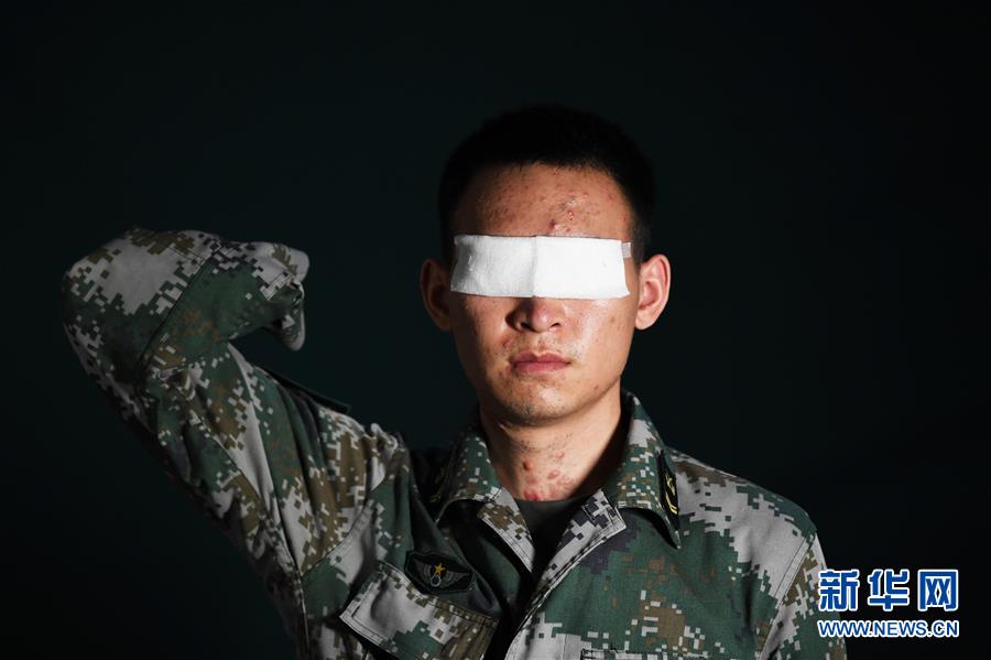 （圖文互動(dòng)）（1）新時(shí)代最可愛的人&mdash;&mdash;&ldquo;時(shí)代楷模&rdquo;&ldquo;排雷英雄戰(zhàn)士&rdquo;杜富國采訪手記