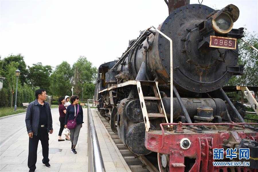 （壯麗70年&middot;奮斗新時(shí)代&mdash;&mdash;共和國發(fā)展成就巡禮&middot;圖文互動(dòng)）（4）以&ldquo;綠色&rdquo;身姿站上發(fā)展前沿&mdash;&mdash;甘肅綠色轉(zhuǎn)型發(fā)展紀(jì)實(shí)