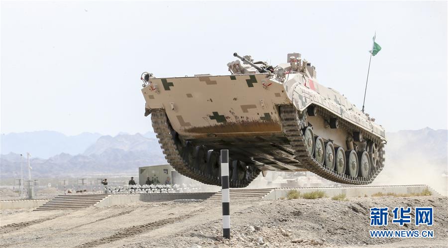 （圖文互動(dòng)）（1）&ldquo;國(guó)際軍事比賽-2019&rdquo;：中國(guó)參賽隊(duì)刷新&ldquo;蘇沃洛夫突擊&rdquo;步戰(zhàn)車組單車賽紀(jì)錄