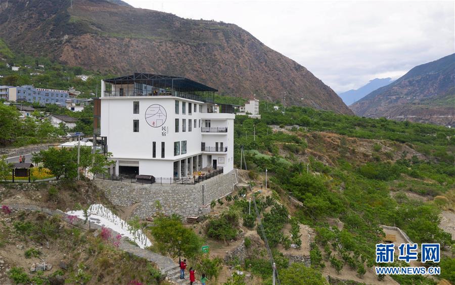 （新華全媒頭條&middot;壯麗70年&middot;奮斗新時(shí)代&mdash;&mdash;記者再走長(zhǎng)征路&middot;圖文互動(dòng)）（2）紅色的山河 綠色的家園&mdash;&mdash;川滇紅軍長(zhǎng)征沿線見(jiàn)聞