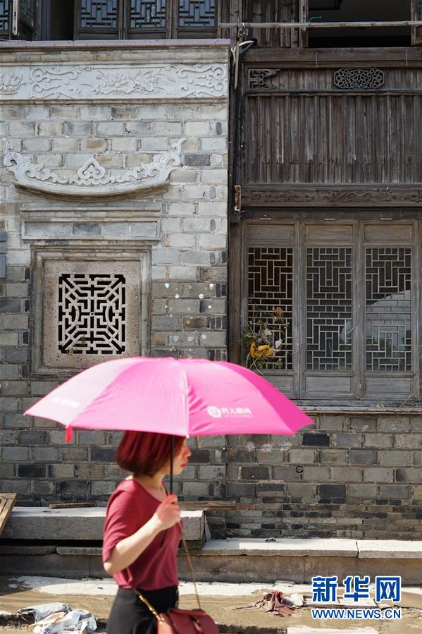 （關注&ldquo;利奇馬&rdquo;&middot;圖文互動）（1）古城洪災 八方馳援&mdash;&mdash;洪水災害下的浙江臨?，F場目擊