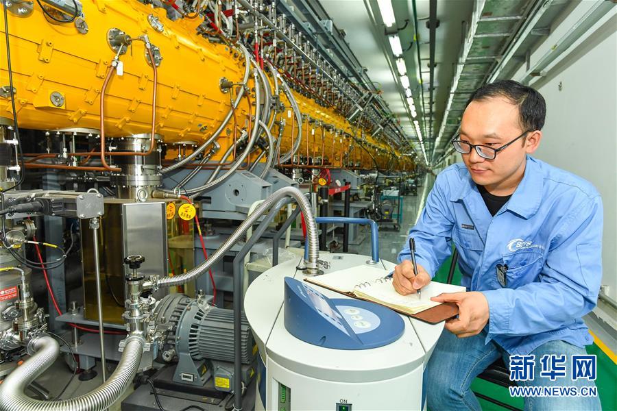 （壯麗70年&middot;奮斗新時(shí)代&mdash;&mdash;共和國發(fā)展成就巡禮&middot;圖文互動）（5）南粵譜寫新篇章　敢為人先再出發(fā)&mdash;&mdash;廣東70年跨越式發(fā)展紀(jì)實(shí)