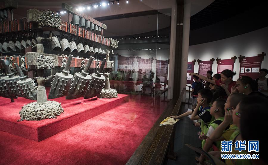 （新華調(diào)查&middot;新中國(guó)考古重大發(fā)現(xiàn)&middot;圖文互動(dòng)）（2）&ldquo;音樂(lè)寶藏&rdquo;曾侯乙墓：&ldquo;爆款&rdquo;的中華文明悅耳之音 