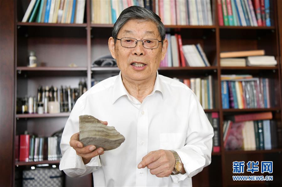 (圖文互動)(2)當好標桿旗幟 建設(shè)百年油田——寫在大慶油田發(fā)現(xiàn)60周年之際