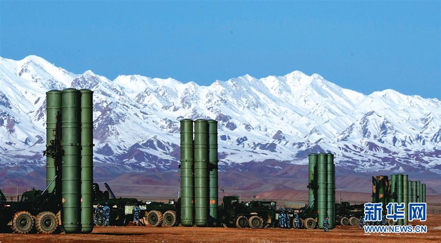 （新華全媒頭條&middot;人民空軍70年&middot;圖文互動）（6）陽光照耀奮飛的航程&mdash;&mdash;黨中央、中央軍委和習主席關心人民空軍建設發(fā)展紀實