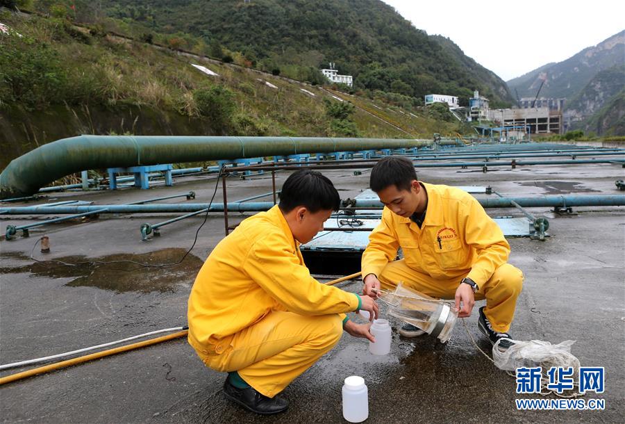 （四中全會精神在基層&middot;圖文互動）（5）烏江清，貴州興&mdash;&mdash;貴州第一大河烏江治污記