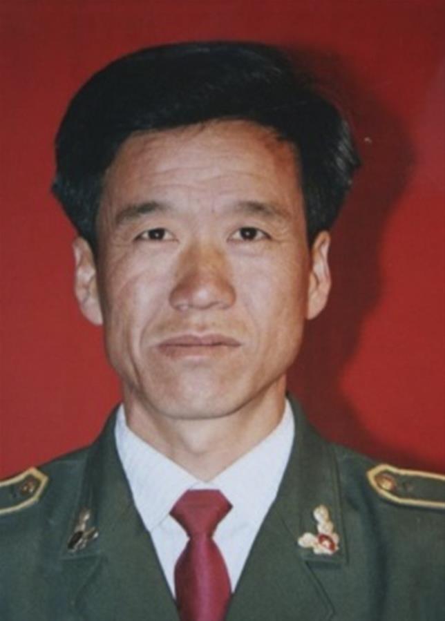 （為了民族復(fù)興&middot;英雄烈士譜&middot;圖文互動(dòng)）宮清華：以血肉之軀擋住下滑汽車(chē) 用生命換來(lái)群眾安全