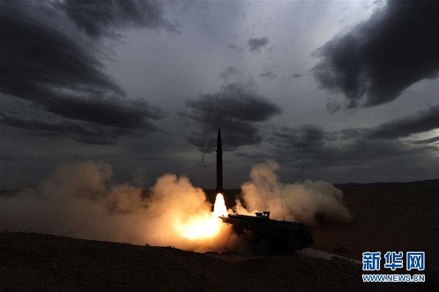 （圖文互動）（2）永遠沖鋒的&ldquo;導(dǎo)彈發(fā)射先鋒營&rdquo;&mdash;&mdash;記闊步強軍征途的火箭軍某旅發(fā)射一營