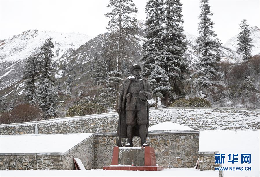 （新華全媒頭條&middot;圖文互動）（3）格?；ㄩ_滿天路&mdash;&mdash;寫在川藏公路通車65周年之際