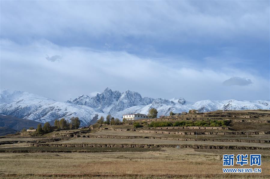 （新華全媒頭條&middot;圖文互動）（14）格?；ㄩ_滿天路&mdash;&mdash;寫在川藏公路通車65周年之際