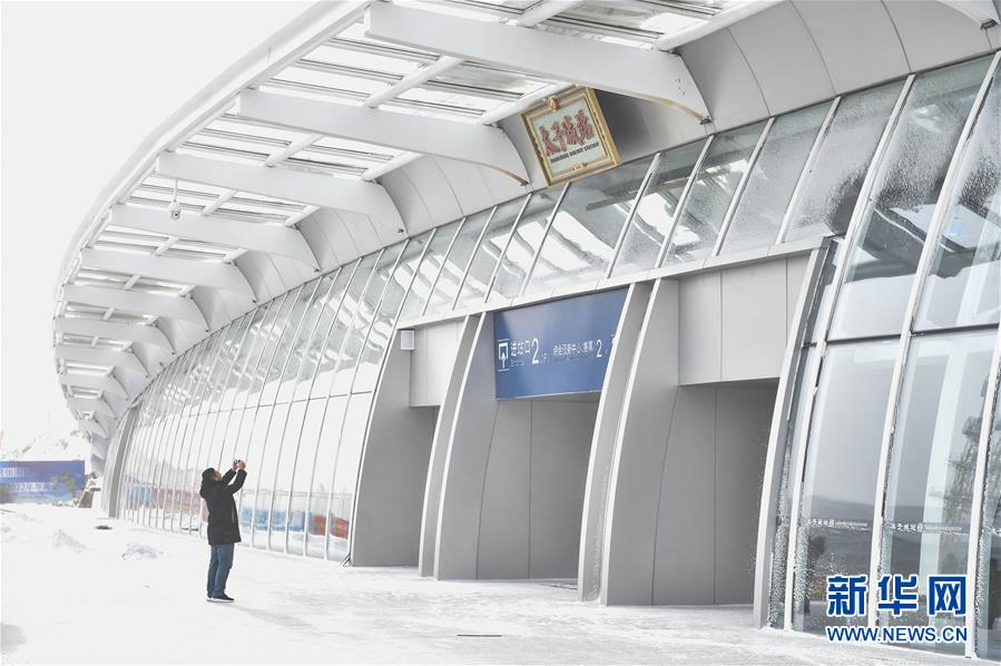 （新華全媒頭條&middot;圖文互動(dòng)）（2）百年跨越，逐夢(mèng)京張&mdash;&mdash;寫(xiě)在京張高鐵開(kāi)通暨中國(guó)高鐵突破3.5萬(wàn)公里之際