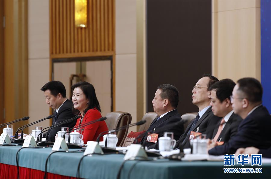 （兩會&middot;XHDW）（8）政協(xié)委員談優(yōu)化營商環(huán)境、促進(jìn)民營經(jīng)濟(jì)高質(zhì)量發(fā)展