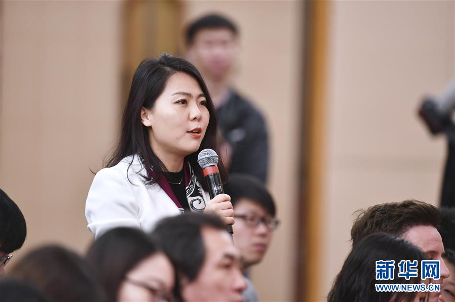 （兩會）（2）國務院扶貧辦主任劉永富就&ldquo;攻堅克難&mdash;&mdash;堅決打贏脫貧攻堅戰(zhàn)&rdquo;答記者問