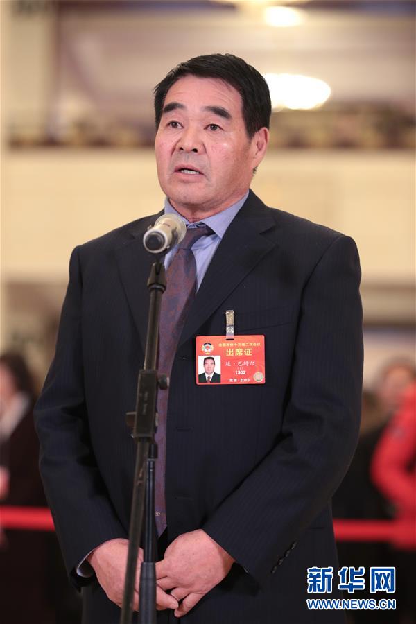 （兩會(huì)&middot;面對面）（7）全國政協(xié)委員接受采訪