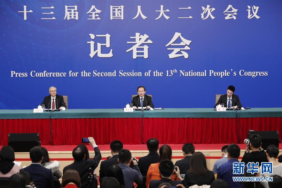 （兩會(huì)&middot;XHDW）（1）生態(tài)環(huán)境部部長(zhǎng)李干杰就&ldquo;打好污染防治攻堅(jiān)戰(zhàn)&rdquo;答記者問(wèn)