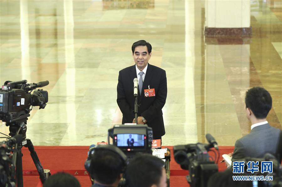 (兩會(huì)·面對面)(8)采訪部長