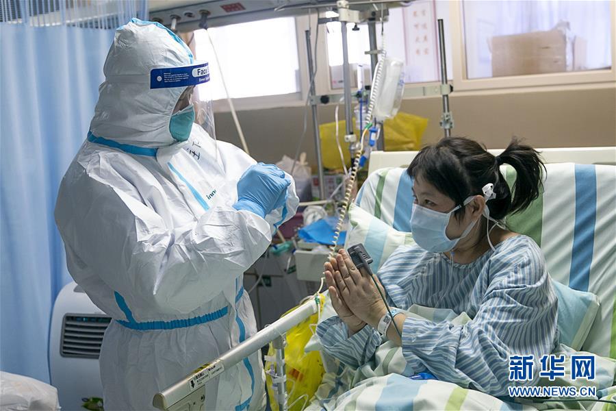 （新華全媒頭條&middot;圖文互動）（14）萬眾一心迎挑戰(zhàn) 眾志成城戰(zhàn)疫情&mdash;&mdash;全國總動員打響疫情防控阻擊戰(zhàn)紀實