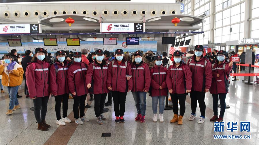 （新華全媒頭條&middot;圖文互動）（5）黨旗，高高飄揚在防控疫情斗爭第一線&mdash;&mdash;各級黨組織和廣大黨員干部投身疫情防控阻擊戰(zhàn)紀實