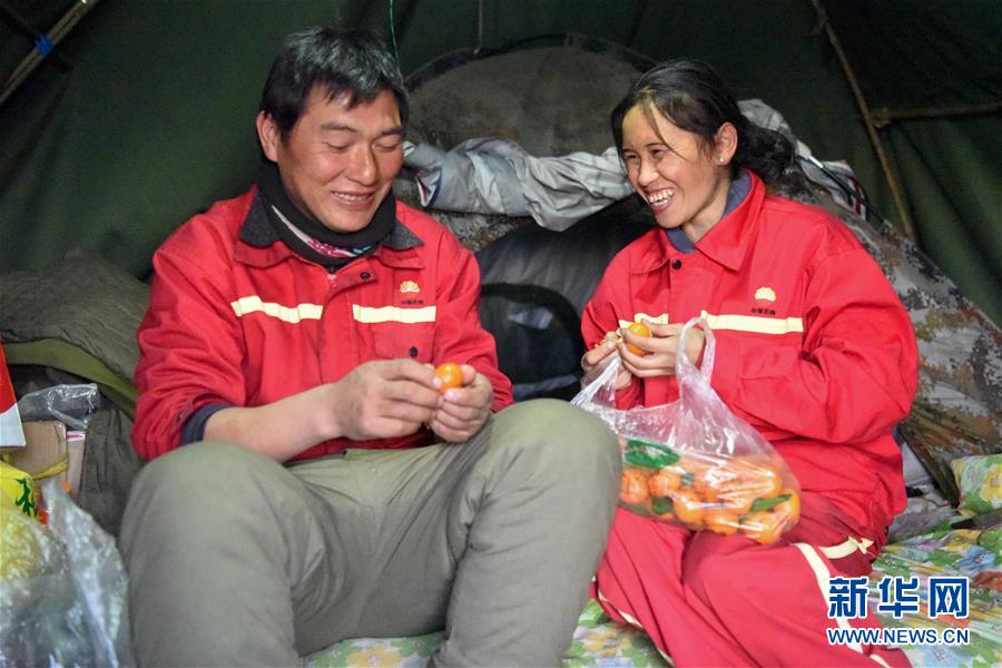 （新春走基層&middot;圖文互動(dòng)）（7）寒冬里，&ldquo;沙漠玫瑰&rdquo;猶自綻放