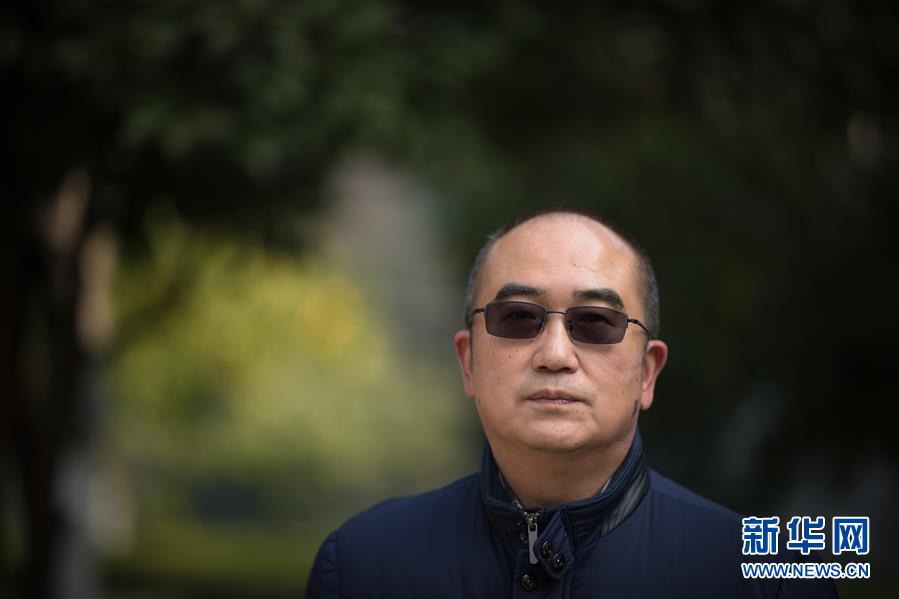 （新華全媒頭條&middot;聚焦疫情防控&middot;圖文互動(dòng)）（4）拼漸凍生命 與疫魔競(jìng)速&mdash;&mdash;記疫情&ldquo;風(fēng)暴眼&rdquo;中武漢金銀潭醫(yī)院院長張定宇