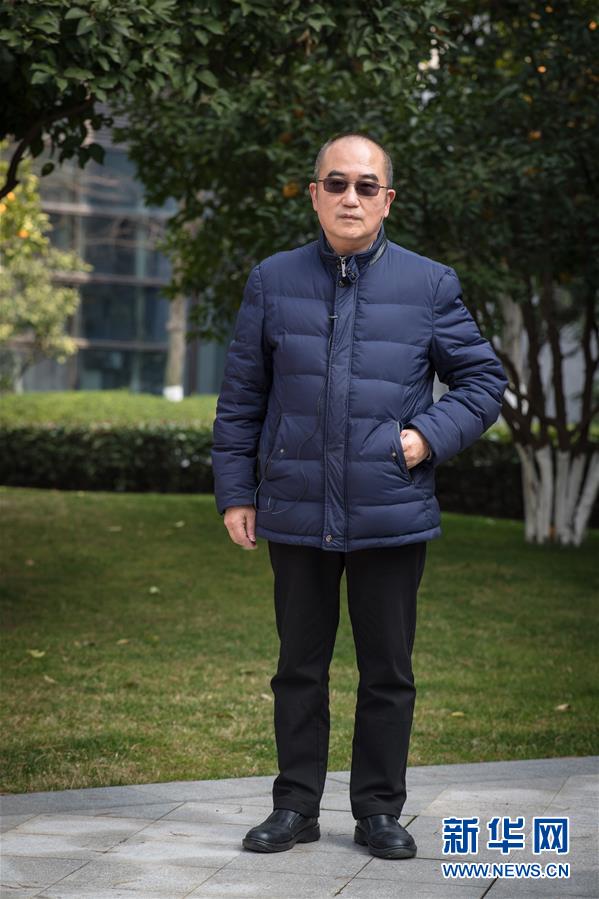 （新華全媒頭條&middot;聚焦疫情防控&middot;圖文互動(dòng)）（5）拼漸凍生命 與疫魔競(jìng)速&mdash;&mdash;記疫情&ldquo;風(fēng)暴眼&rdquo;中武漢金銀潭醫(yī)院院長張定宇