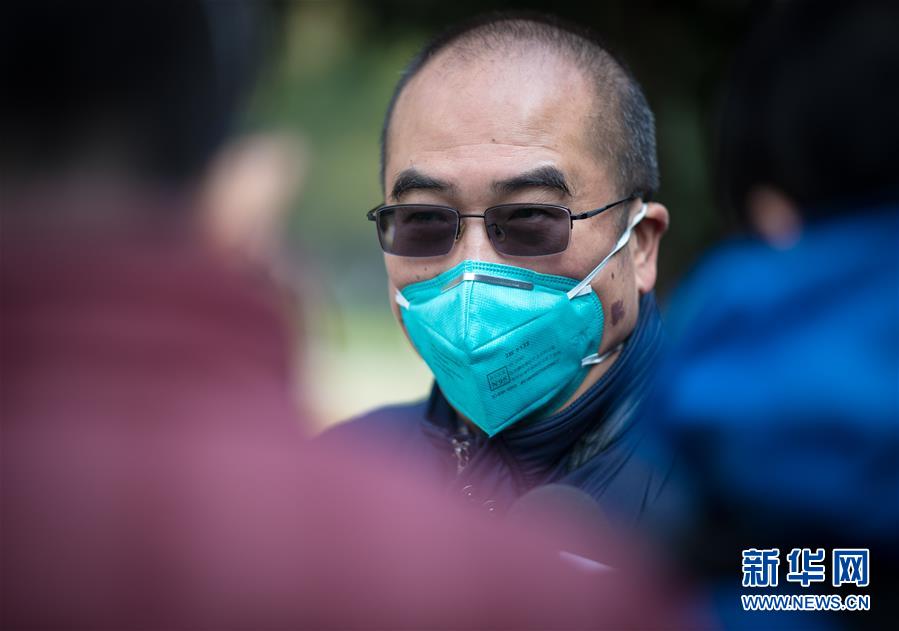 （新華全媒頭條&middot;聚焦疫情防控&middot;圖文互動(dòng)）（7）拼漸凍生命 與疫魔競(jìng)速&mdash;&mdash;記疫情&ldquo;風(fēng)暴眼&rdquo;中武漢金銀潭醫(yī)院院長張定宇