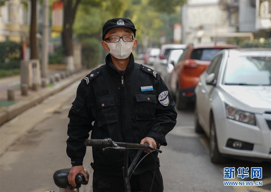 （新華全媒頭條）（5）非常&ldquo;10+1&rdquo;&mdash;&mdash;武漢春節(jié)假期延長(zhǎng)第一天掃描