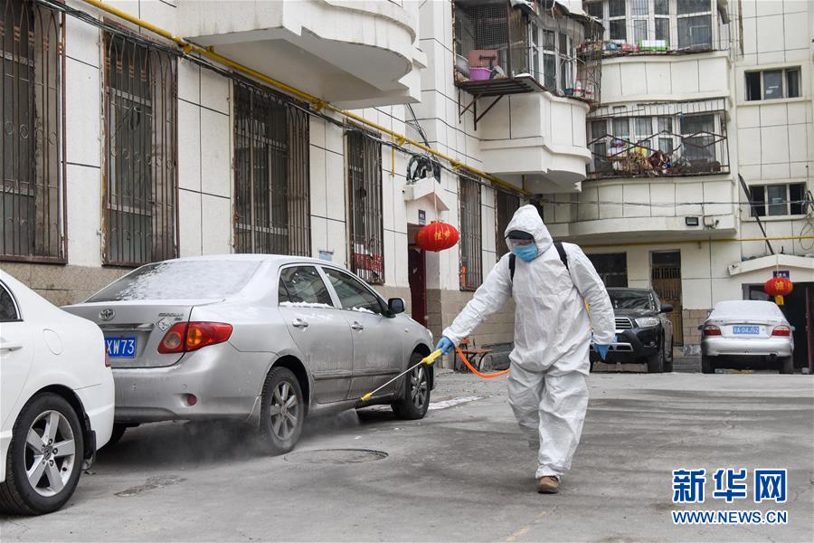 （聚焦疫情防控&middot;圖文互動(dòng)）（3）&ldquo;我們多跑跑，居民更安全&rdquo;&mdash;&mdash;直擊新疆基層社區(qū)疫情防控