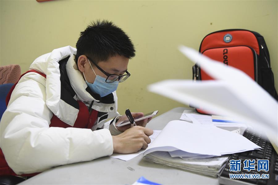 （聚焦疫情防控&middot;圖文互動）（6）&ldquo;排查越嚴密，群眾越安心&rdquo;&mdash;&mdash;重慶日均組織40多萬人有序排查疫情