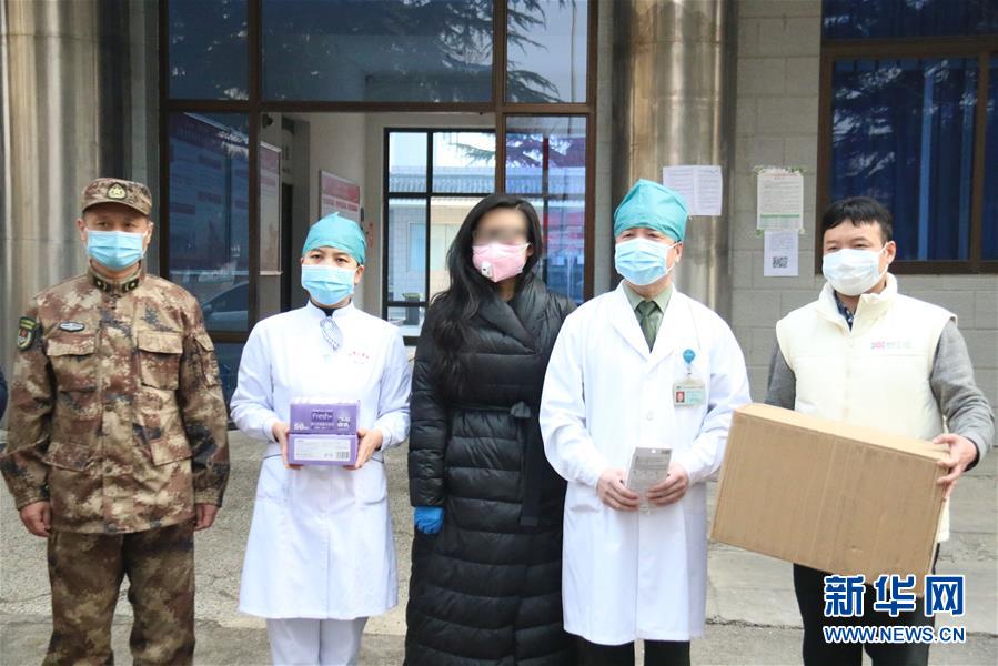 （聚焦疫情防控&middot;圖文互動）&ldquo;相信醫(yī)生，相信自己！&rdquo;&mdash;&mdash;駐京部隊醫(yī)院首例新冠肺炎康復患者的抗疫經歷